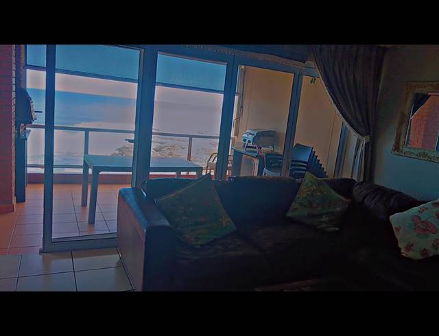 4 BEDROOM APARTMENT FOR SALE IN LAWRENCE ROCKS